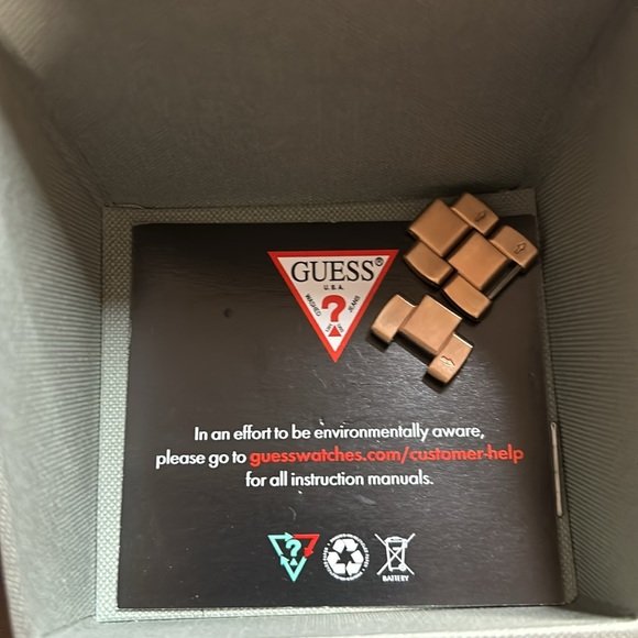 Guess Watch - Picture 6 of 6